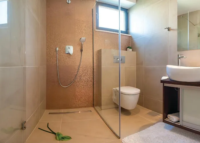 Awesome In Okrug Gornji With Sauna Trogir
