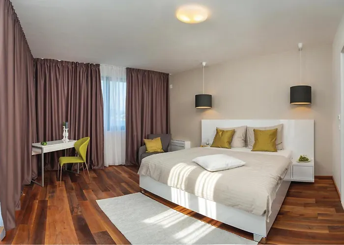 Awesome In Okrug Gornji With Sauna * Trogir