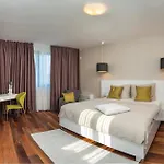 Awesome In Okrug Gornji With Sauna * Трогир