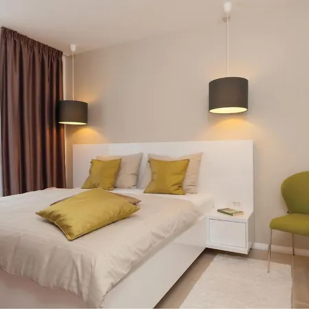 Ferienhaus Awesome In Okrug Gornji With Sauna