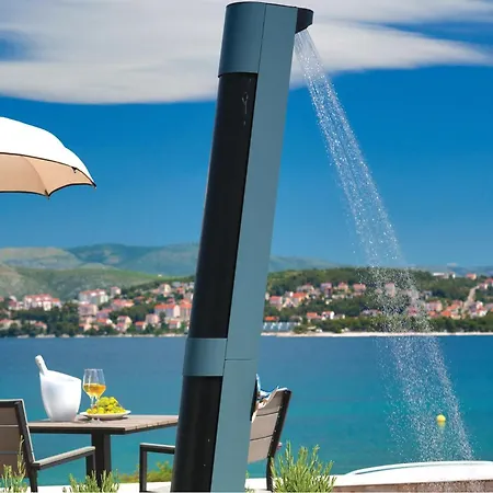 Cozy Home In Okrug Gornji With Sauna Vakantiehuis *